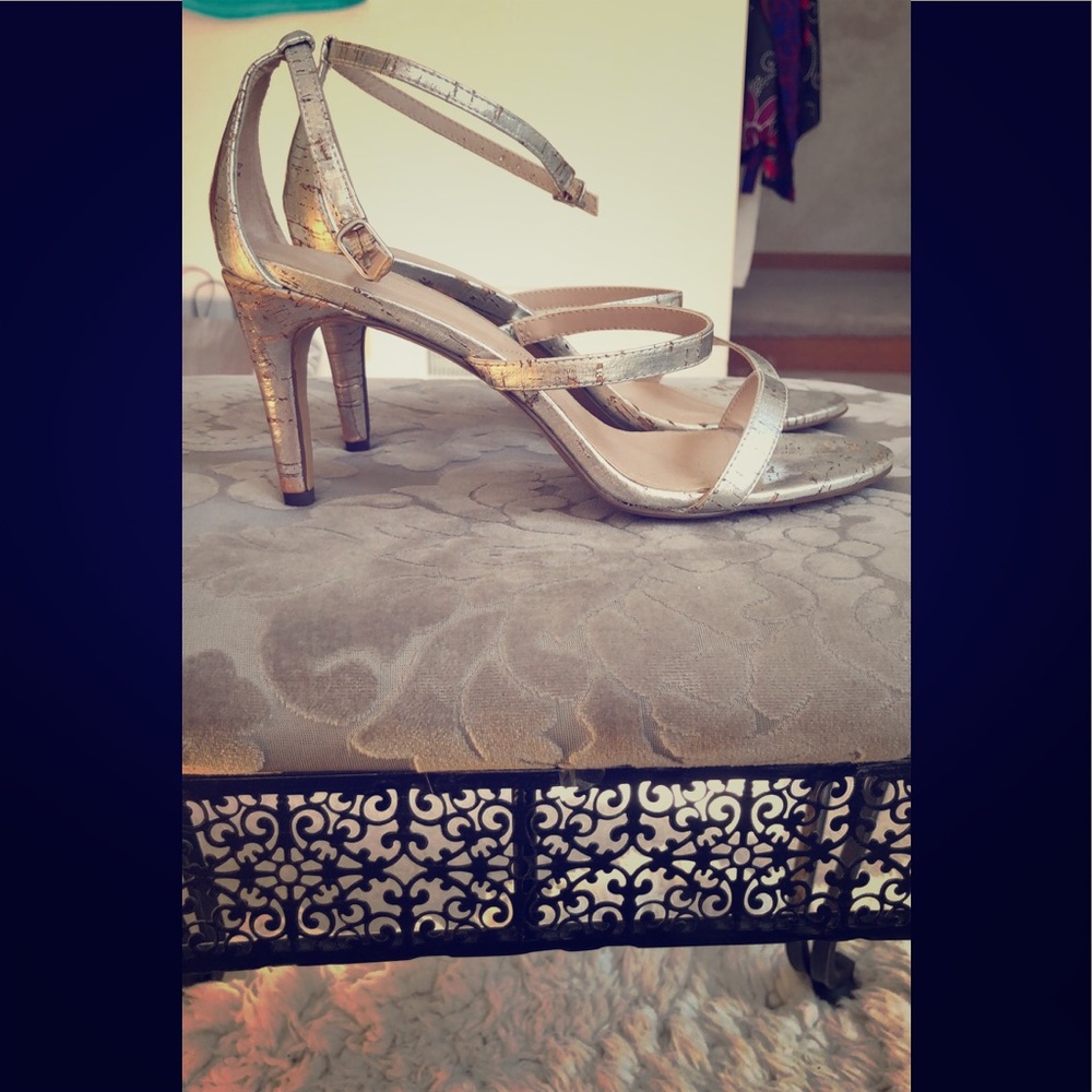 NWOT Charles by Charles David strappy heels
